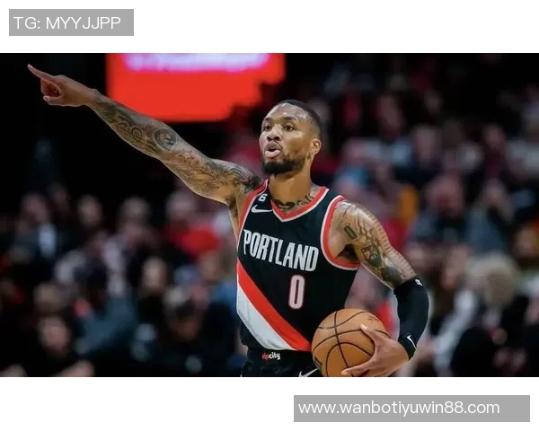 比卢普斯回忆利拉德71分神迹时刻当时我正全神贯注看球 比卢普斯回忆利拉德71分神迹时刻当时我正全神贯注看球